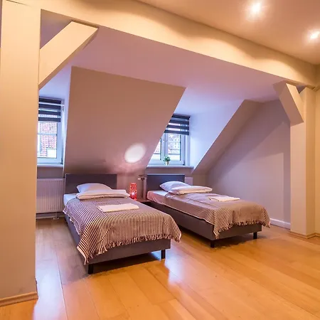 Unique Market Square Penthouse Варшава
